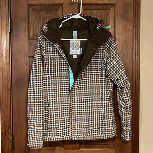 Burton ski/board jacket great condition left pocket zipper does not close